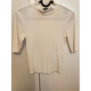 ZARA Basic T-shirt